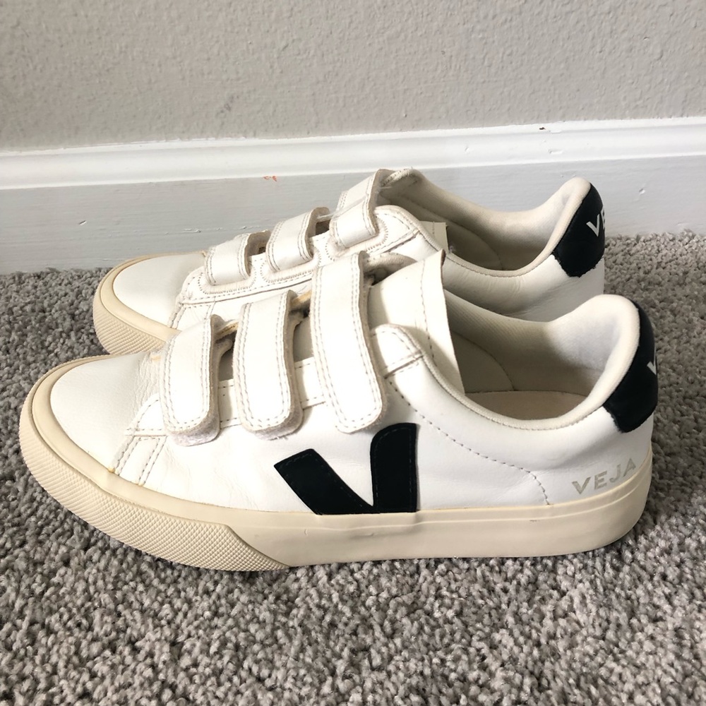 Veja white  Cream and Black Sneakers size 6